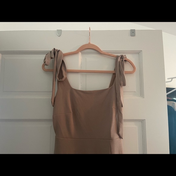 Beautiful bridesmaid/ prom dress in the color “Taupe”. The brand is Birdy Grey! - Picture 3 of 5